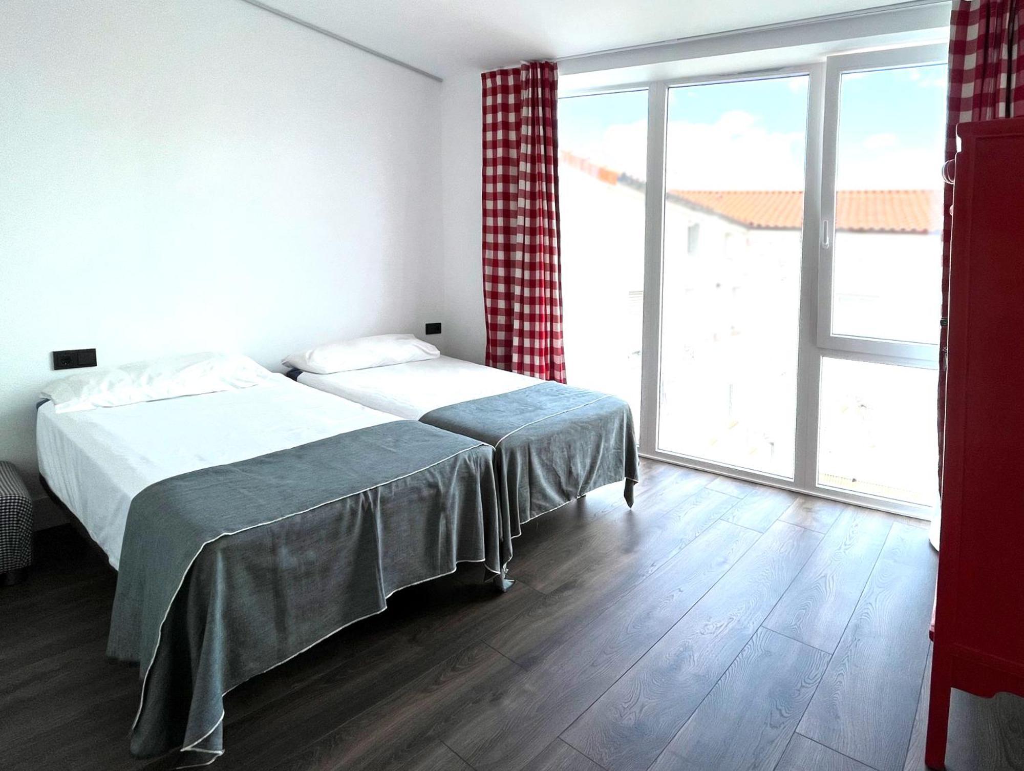 Luxury Pintoreria Vitoria Εξωτερικό φωτογραφία